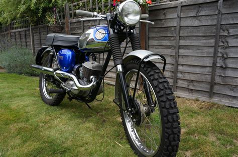 Although the <b>BSA</b> name was left out of the new company's name, a few products continued to be made carrying it until 1973. . Bsa bantam dimensions